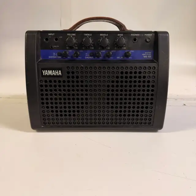 Yamaha VA-10 Guitar Amplifier Portable Practice Amp  in Amps & Pedals in City of Toronto - Image 2