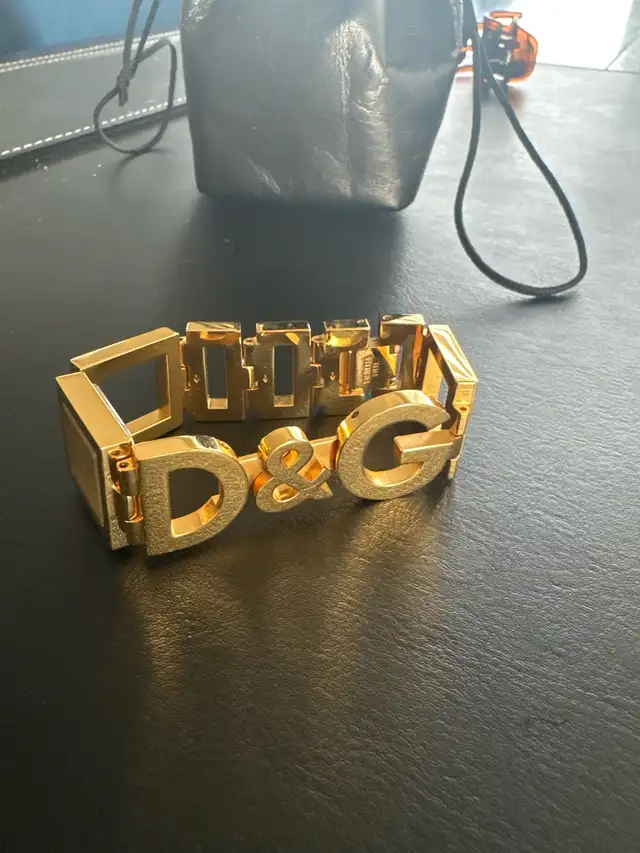 Dolce & Gabbana Watch in Jewellery & Watches in City of Montréal - Image 3