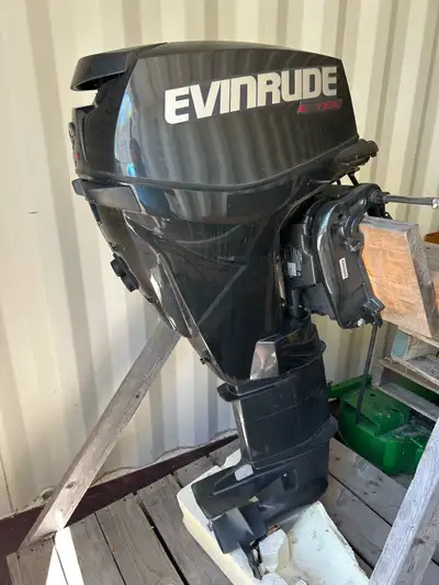 Basically brand new less than 30 hours kicker that I removed from my fishing boat and never used. St...
