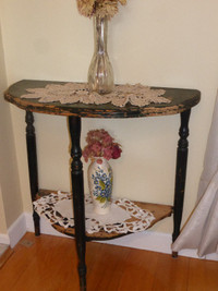 Table antique et rustique à deux étages