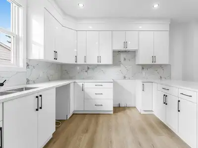 Beautiful unit for rent in west Edmonton 15945 106 Ave NW Edmonton First month rent is free if you s...