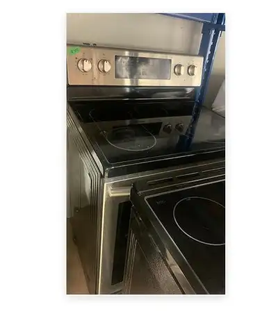 Samsung 30” Electric Stove – Smooth Top – Stainless Steel – Used, View more