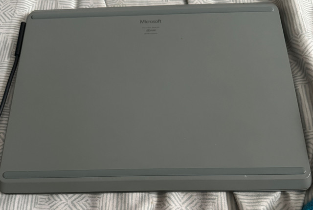 Microsoft Surface Go 2 in Laptops in Lethbridge - Image 3