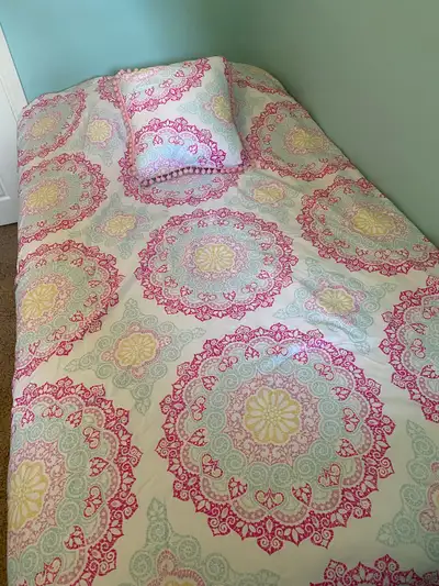 Twin comforter, View more