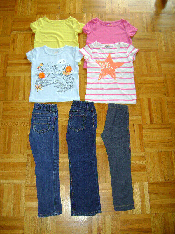 Vetements pour fille,chandails, jeans,tuques ,mitaines dans Vêtements - 4T  à Ouest de l’Île - Image 3
