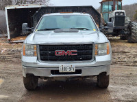 GMC 3500 Flatbed Straight Truck