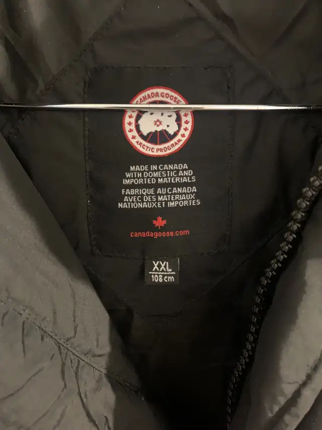 Canada Goose vest size XXL, 108 cm. Like new. in Men's in City of Toronto - Image 3
