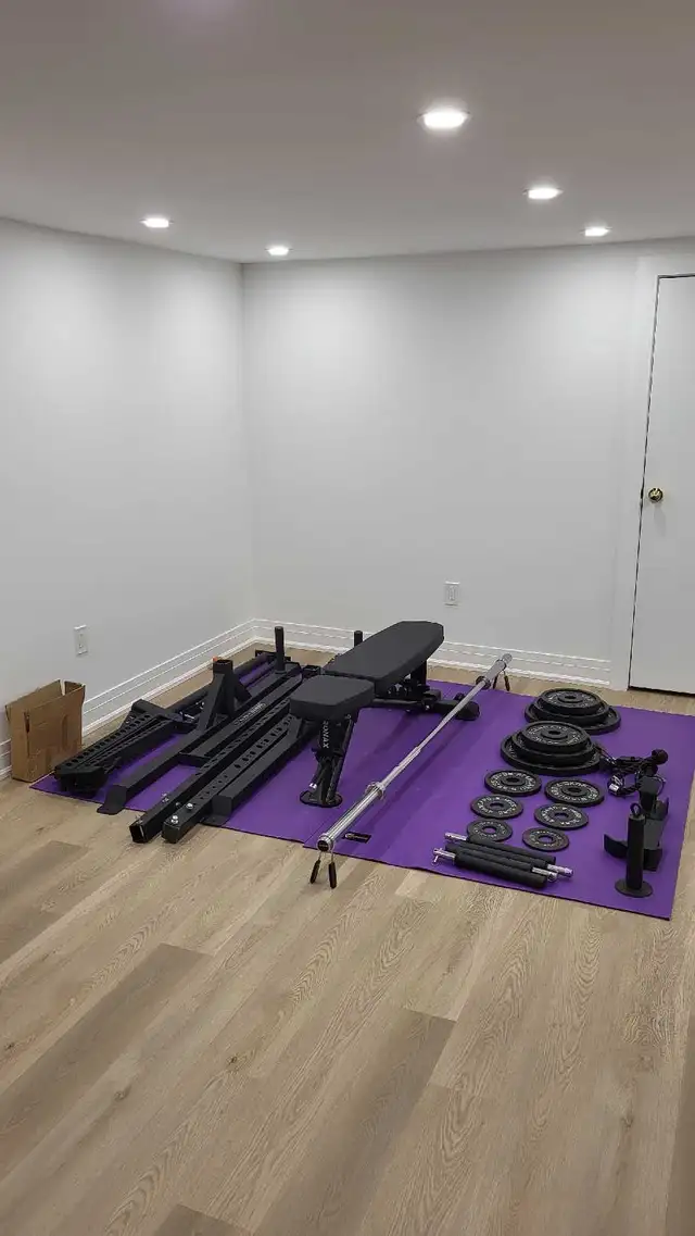 Squat rack with bar, bench, weights and pulldown attachment580123633795082246