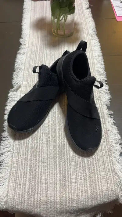 PUMA Dare Women’s Black Slip-On Sneakers – Size 9, View more