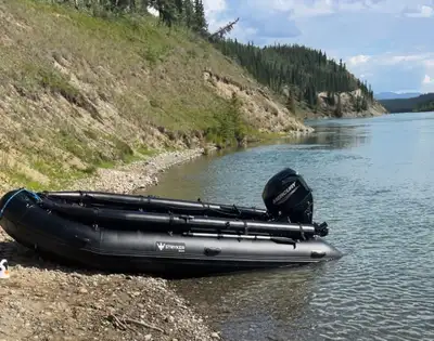 Stryker Pro 470 Jet Boat Package - Ready for the water Excellent condition Stryker Pro 470 with Merc...