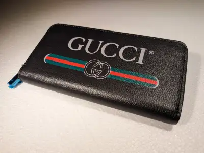 Replica Gucci Leather Wallet, View more