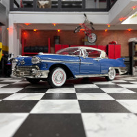 1:18 Scale 1958 Cadillac Eldorado Seville collectors diecast