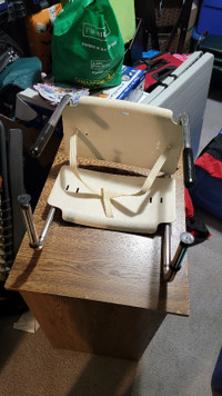 PORTABLE CLIP ON HIGH CHAIR