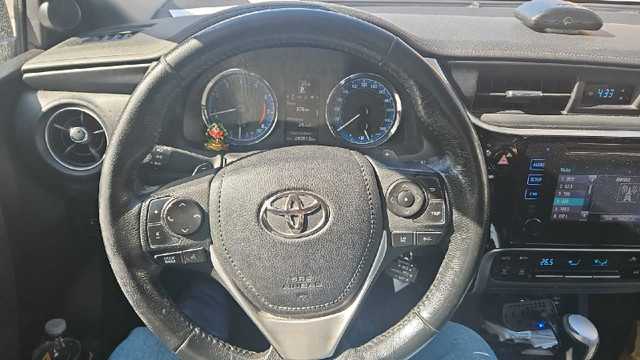 2017 toyota corolla se in Cars & Trucks in Markham / York Region