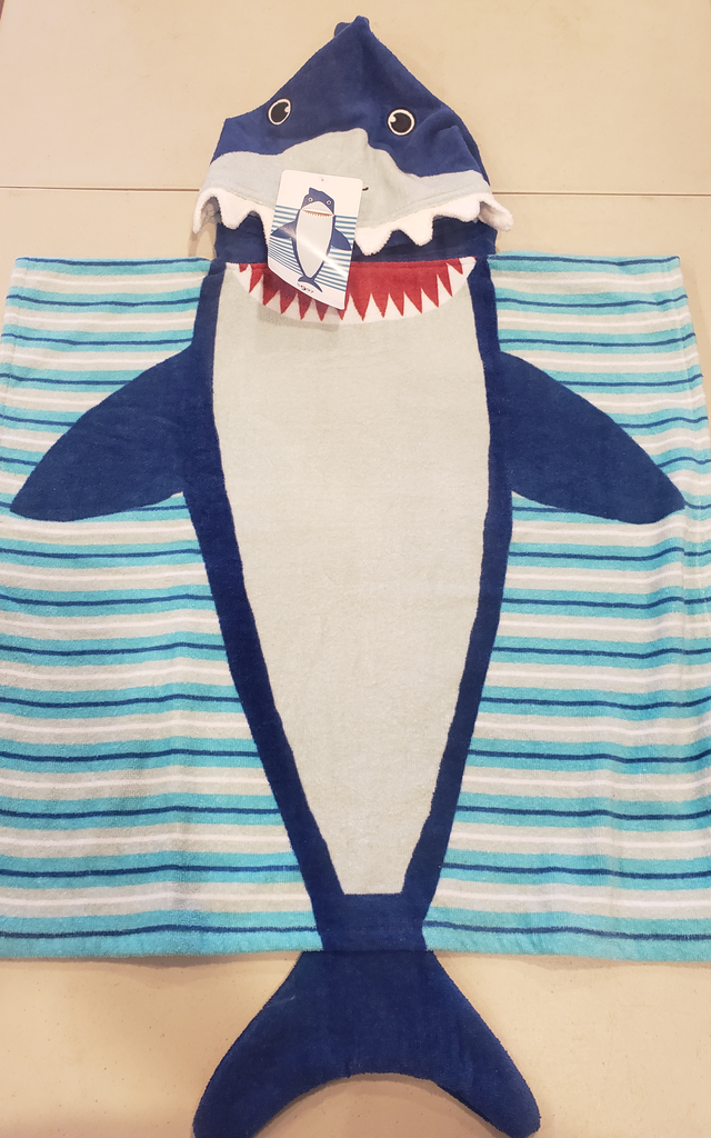 Kids Hooded Towels - Shark Ladybug Astronaut Dino - New in Bathwares in Markham / York Region - Image 4