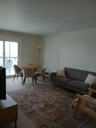 ✨ FOR RENT – Beautiful 2-Bedroom Apartment ✨ Indoor Pool | Steam Room | Jacuzzi • Large private balc...