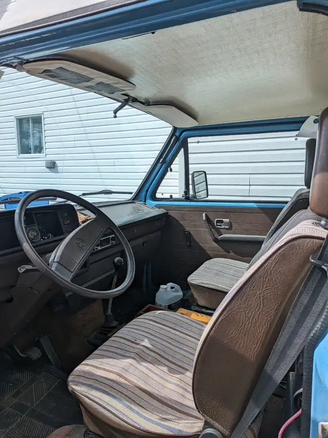 Westfalia 1984 *Négo.* in RVs & Motorhomes in Rouyn-Noranda - Image 6