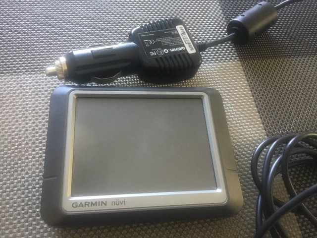 GPS garmin nuvi 200  dans Appareils électroniques  à Lanaudière