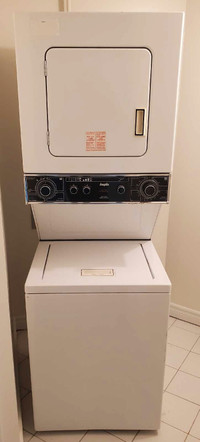 INGLIS washer and dryer 24" stackable, *&gt;