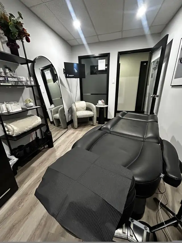 Lash Extensions | Teeth Whitening |  Tooth Gems |  & More64374279774465124