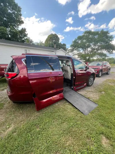 This is a 2021 Chrysler Pacifica Touring L Plus van, converted by Humberview Mobility in Toronto, wi...