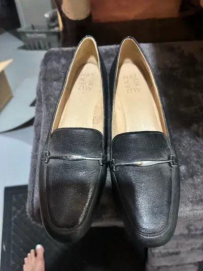 LADIES NATURALIZER BLACK LOAFERS, View more