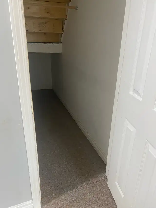 Basement For Rent in Milton Ready to Move In in Long Term Rentals in Oakville / Halton Region - Image 11