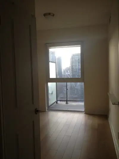 Built 2013, bright and clean 2 bedroom condo located in one of Toronto's most presitigious areas, ju...
