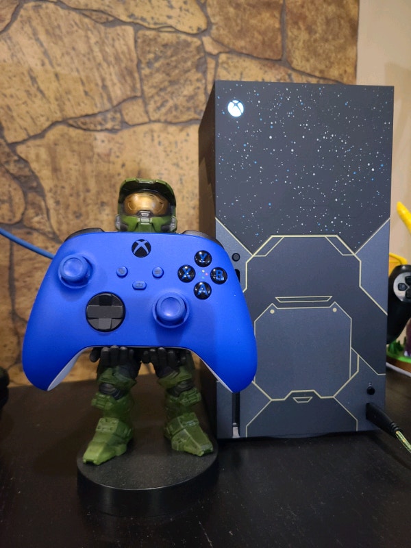 Halo Infinite Xbox Series X Limited Edition Console Xbox Series X & S