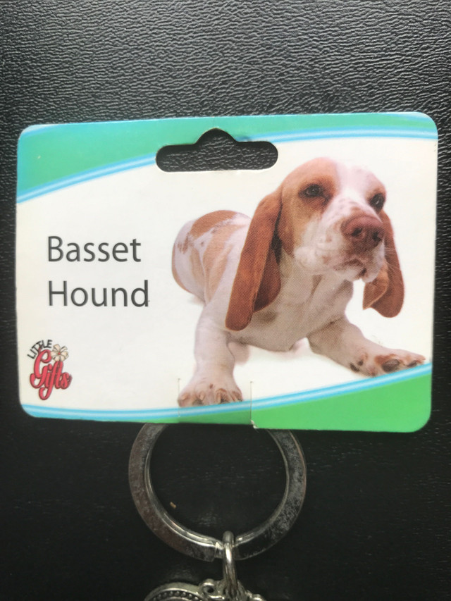 New, “Basset Hound” 3D Metal Dog Keychain in Arts & Collectibles in Bedford