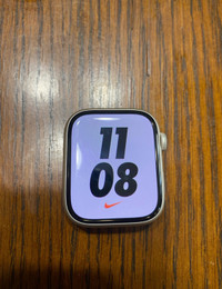 Apple Watch Series 7 Nike Edition 45mm (Cellular+GPS) MINT CONDI