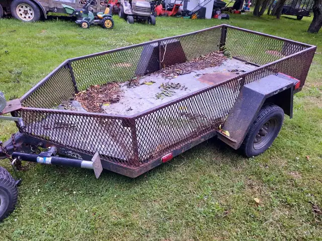 small trailer with winch in Cargo & Utility Trailers in St. Catharines - Image 4