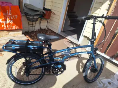 Pedego Latch Folding EBike- 82 km plus Serviced - Pedego Calgary, View more