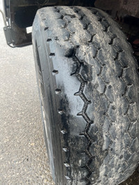 Steer axle truck tires