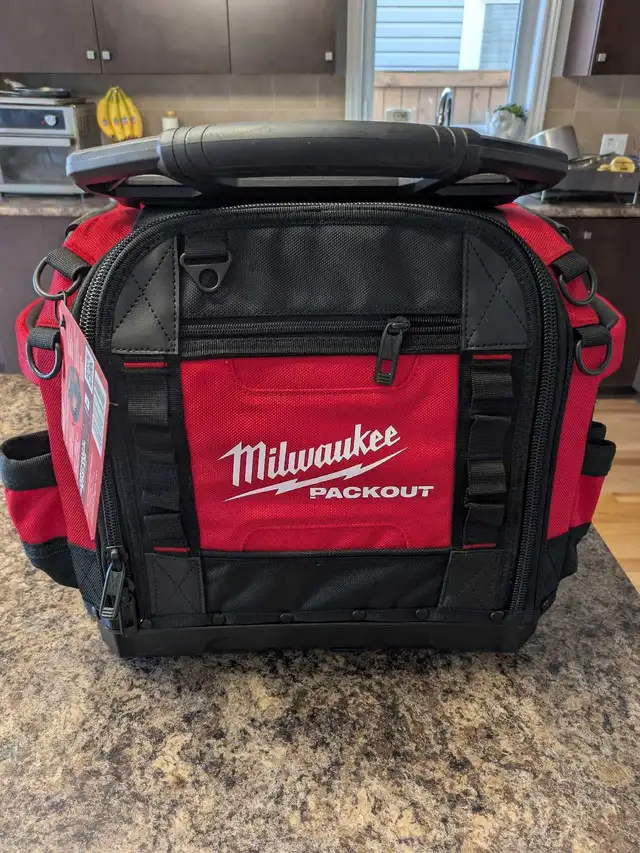 Milwaukee PACKOUT 15