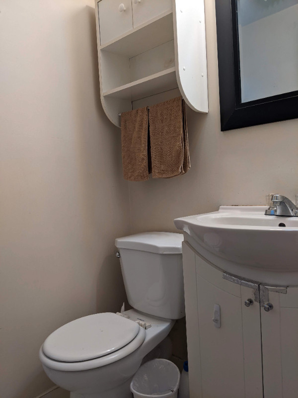 one bedroom suite for rent in north nanaimo Long Term Rentals