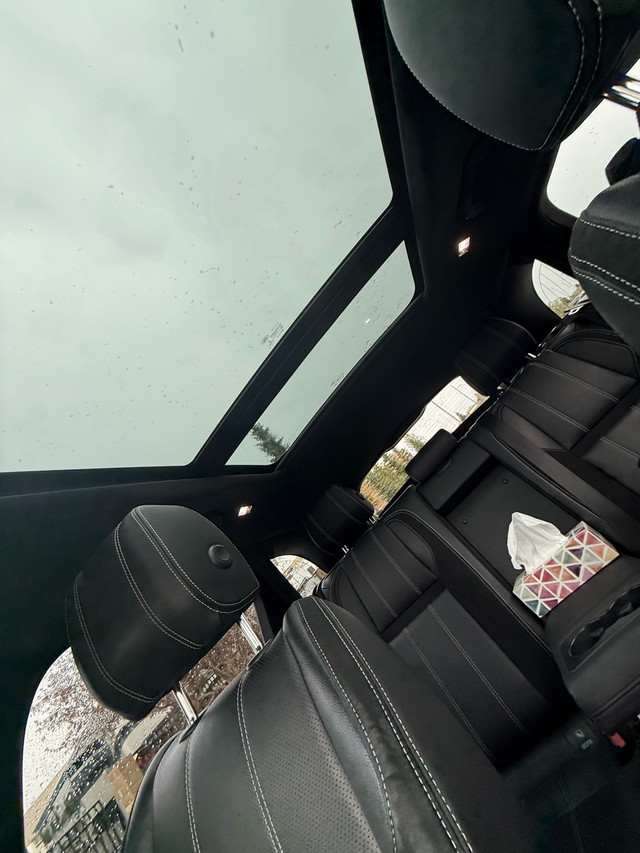 2019 Diesel Range Rover Velar in Cars & Trucks in Calgary - Image 3