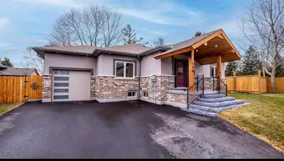 Beautiful 2 Bedroom Basement Apartment – Available September 1 Welcome to this bright, spacious, 120...