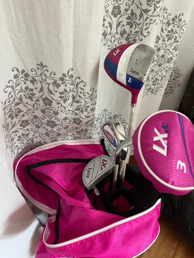 Lynx junior pink golf set in Golf in Ottawa - Image 3