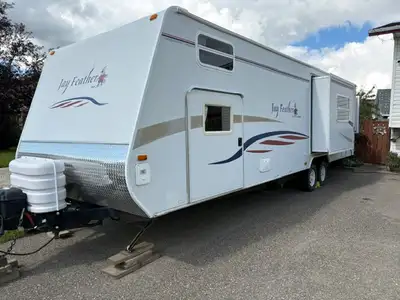 Make: Jayco Model: Jay Feather Exp 29A Year: 2007 Condition: Very Good, exceptionally clean, no leak...
