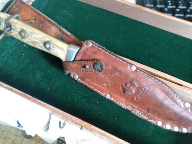 Bowie knife 1959 original bowie                 puma in Fishing, Camping & Outdoors in Quesnel - Image 2