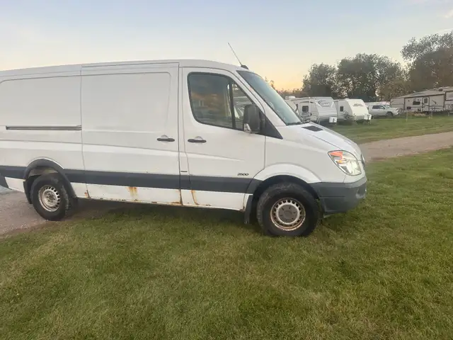 sprinter van 605033008674918403