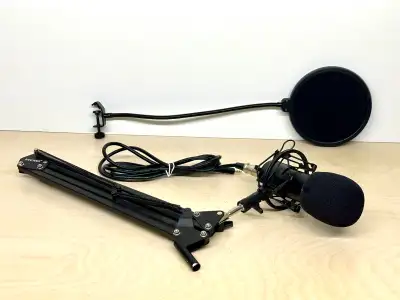 Neewer NW-800 Studio Condenser Microphone Kit, View more