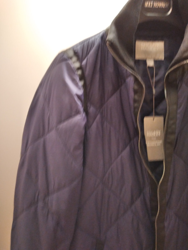 NWT mid season trendy diamond quilted women’s parka jacket dans Femmes - Hauts et vêtements d'extérieur  à Ville de Montréal - Image 3