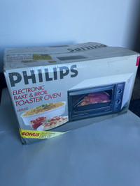 Toaster Oven PHILIPS in box New Old Stock