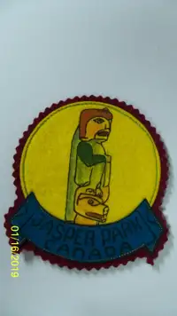 Felt 1940 – 1960’s Jasper National Park Canada collectible badge