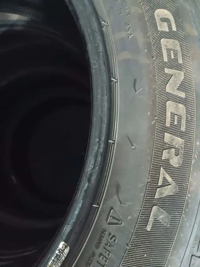 4 pneus d'été: 225/55/18 in Tires & Rims in Laval / North Shore - Image 3
