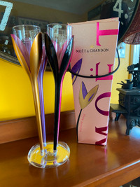 Vintage Set of 4 Moet & Chandon Champagne Tulip Flute Glasses