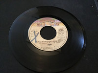 45 tours / 45 RPM de KISS “I was made for lovin’ you” (c)1979