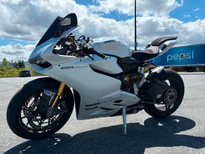 2013 Ducati Panigale 1199s - Full Termignoni exhaust system and fuel mapping Pazzo shorty levers Riz...